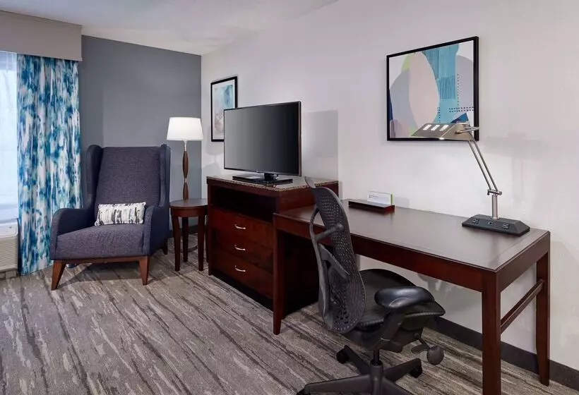 בית מלון כפרי Hilton Garden Inn Merrillville