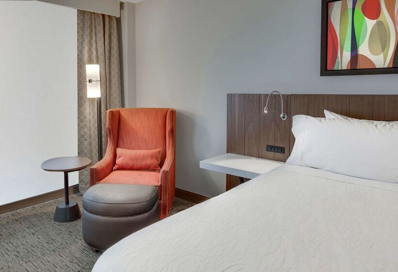 בית מלון כפרי Hilton Garden Inn Oklahoma City Airport