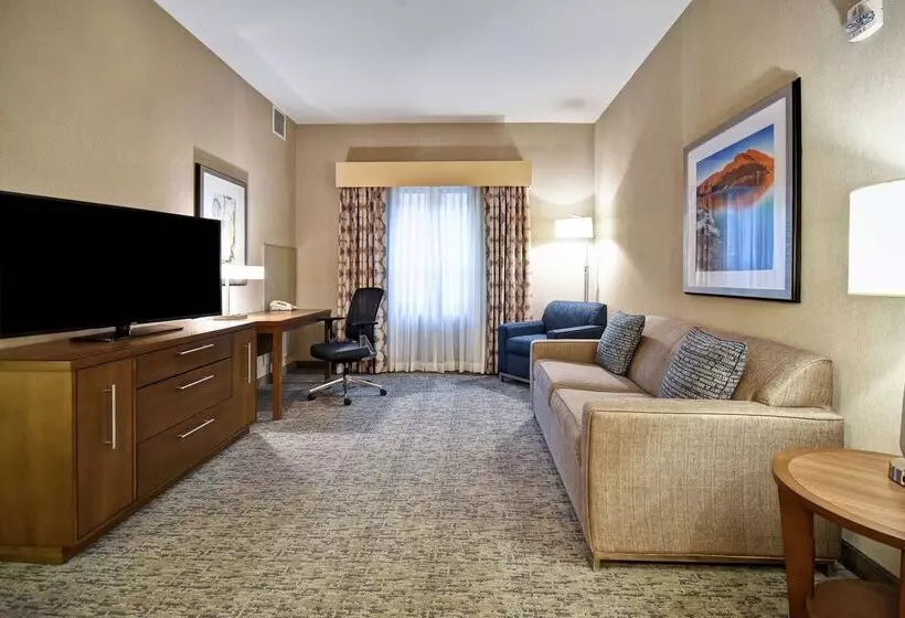 هتل Homewood Suites By Hilton Boise
