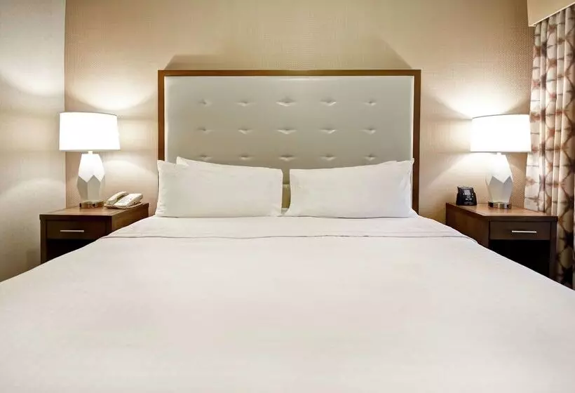 هتل Homewood Suites By Hilton Boise