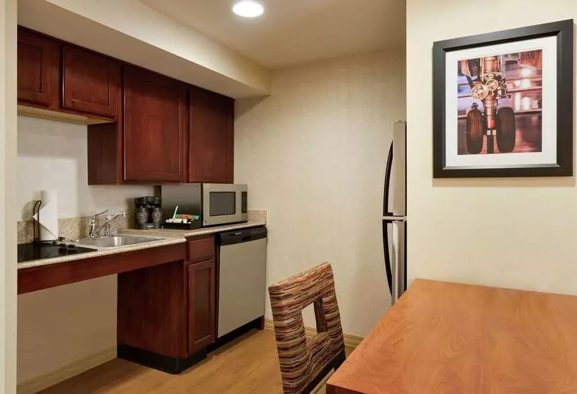 هتل Homewood Suites By Hilton Dullesnorth/loudoun