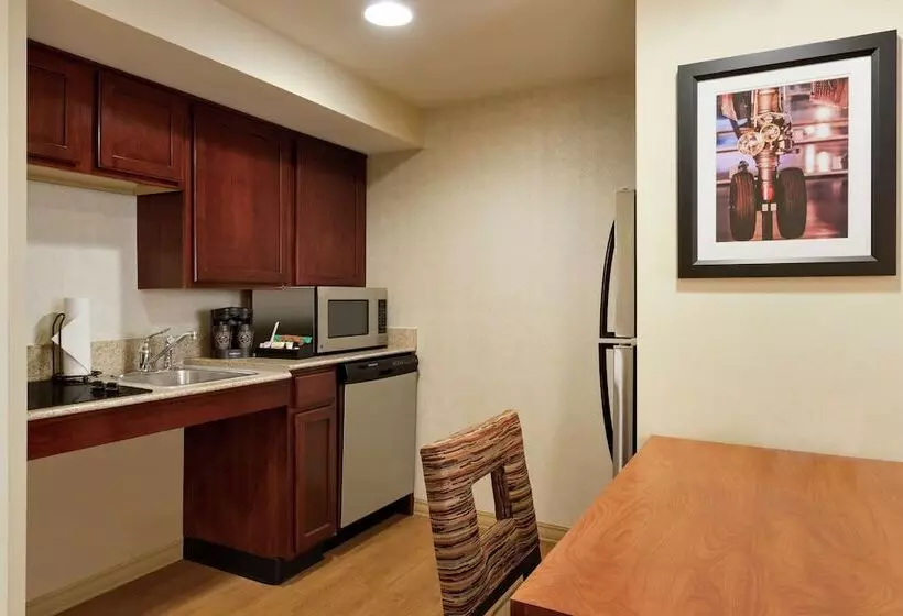 هتل Homewood Suites By Hilton Dullesnorth/loudoun