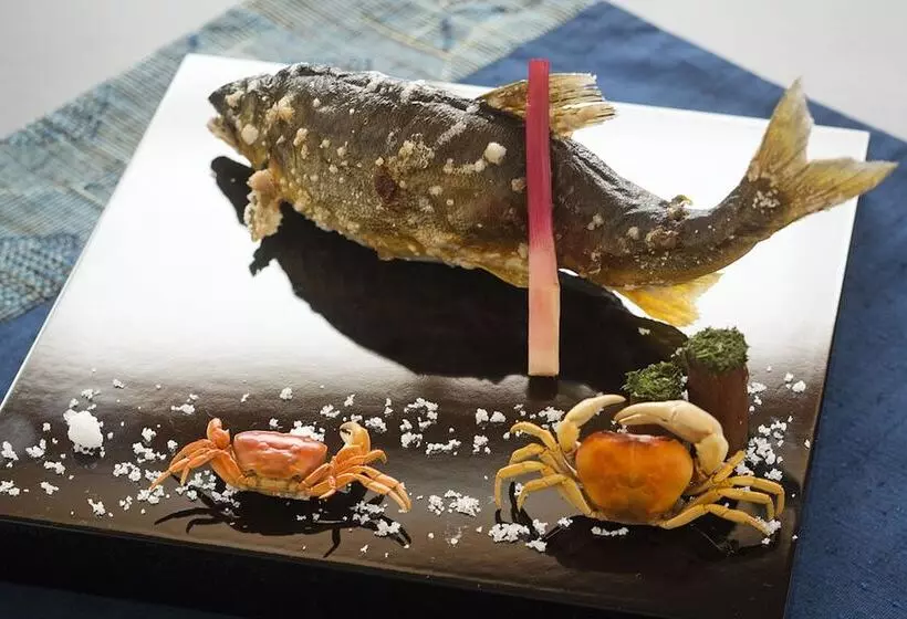 Отель Honjin Hiranoya Kachoan