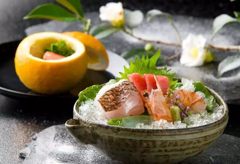 Отель Honjin Hiranoya Kachoan