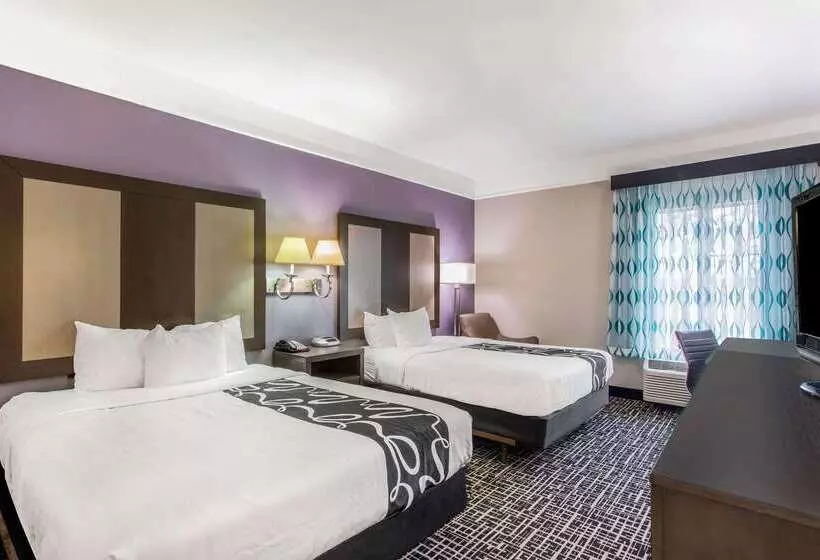 هتل La Quinta Inn & Suites By Wyndham Fultondale Birmingham N