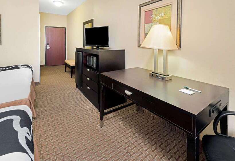 Отель La Quinta By Wyndham Morgan City