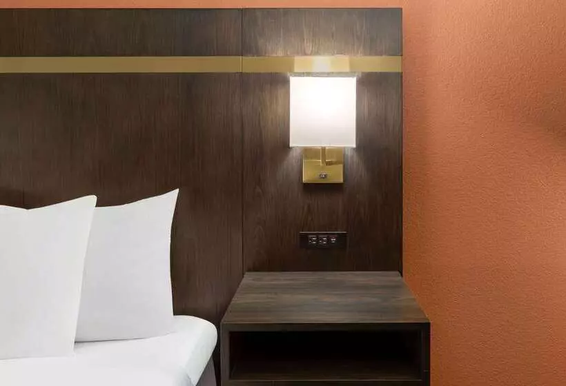 호텔 La Quinta By Wyndham Olathe