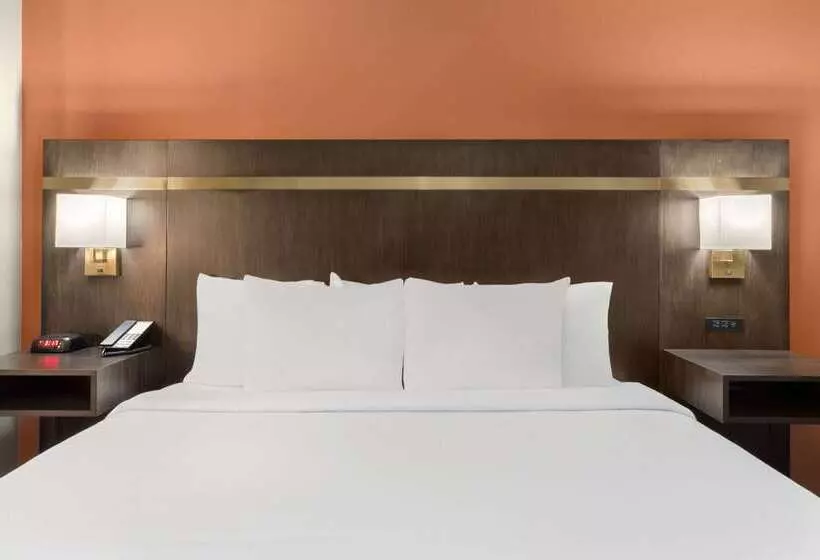 호텔 La Quinta By Wyndham Olathe