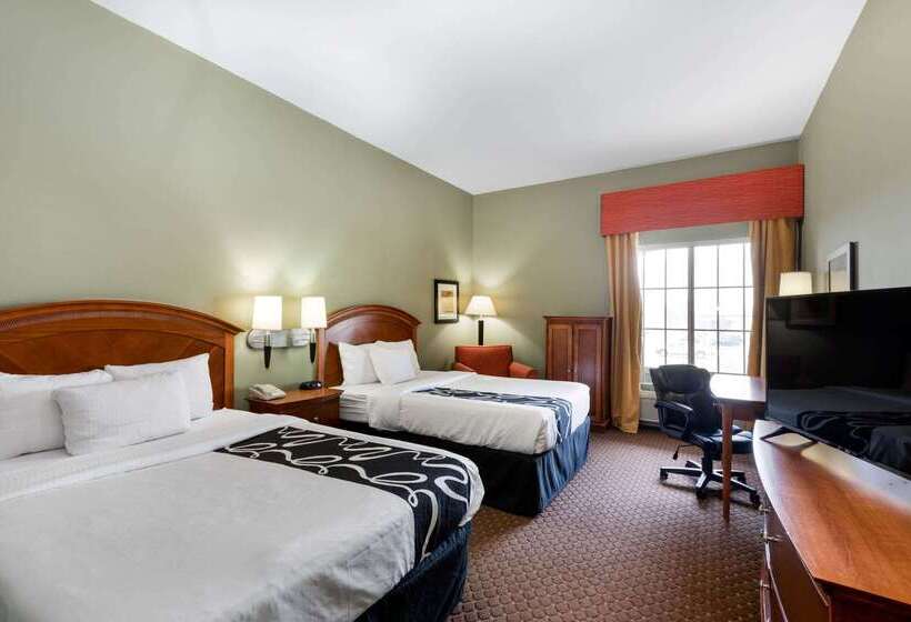 호텔 La Quinta By Wyndham Olathe