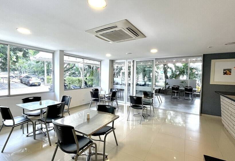 Hôtel Ms Chipichape Plus