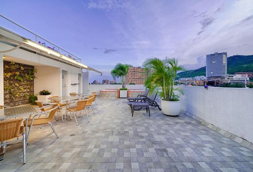 Hôtel Ms Chipichape Plus