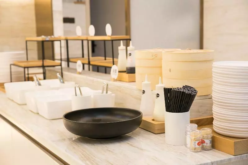 Отель Piao Home Inn Beijing Guo Mao East