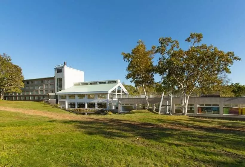 Отель The Green Leaf Niseko Village