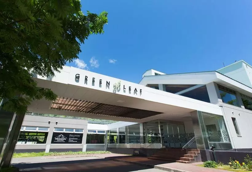 Отель The Green Leaf Niseko Village