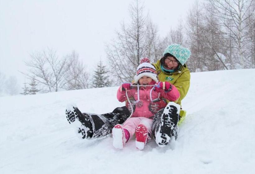فندق The Green Leaf Niseko Village