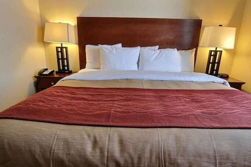 هتل The Staten Island Inn