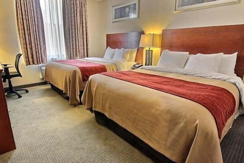 هتل The Staten Island Inn