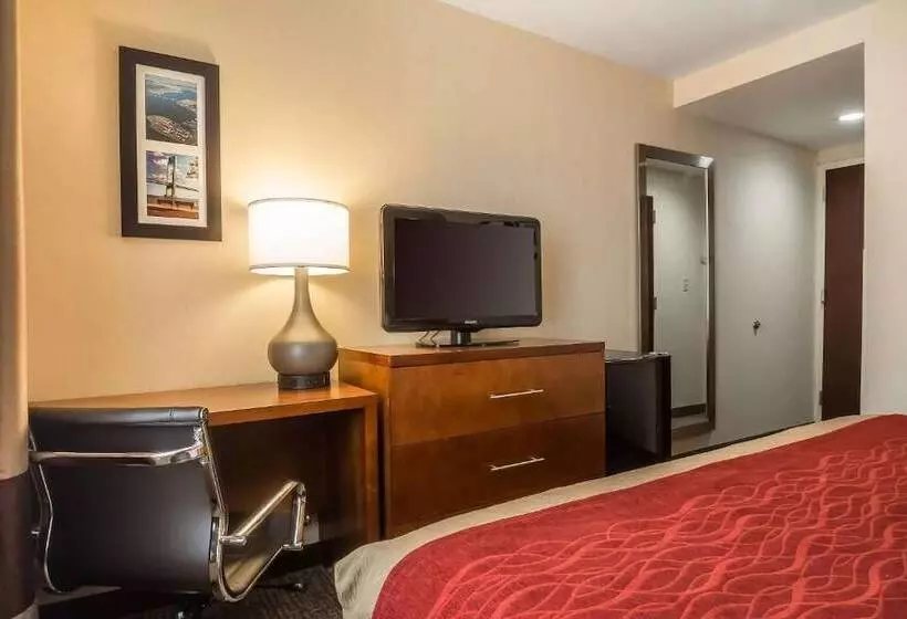 בית מלון כפרי The Staten Island Inn