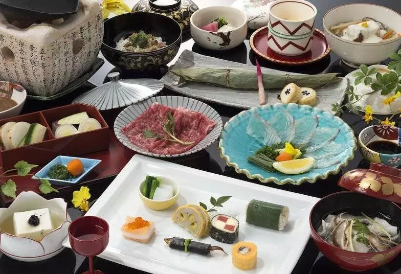 酒店 Tsuetate Keiryu No Yado Daishizen