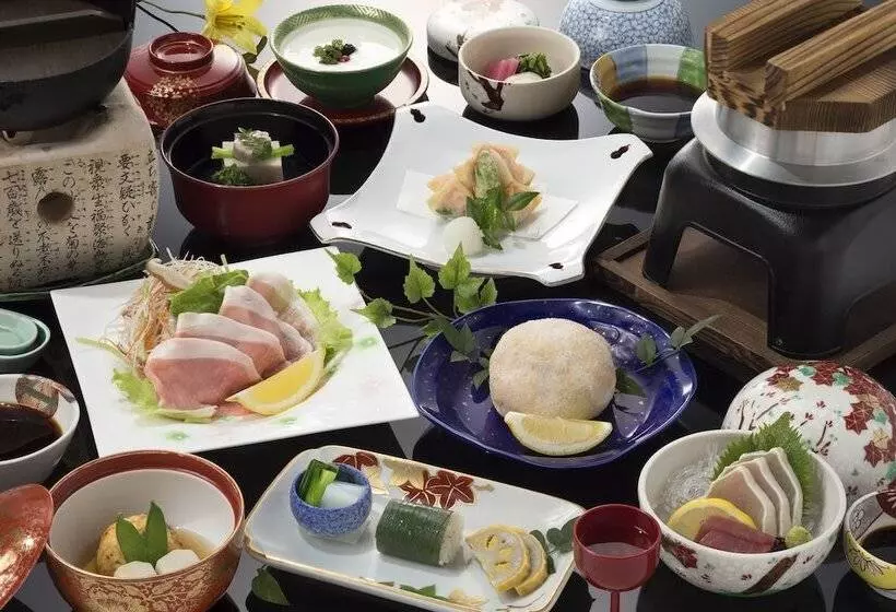 酒店 Tsuetate Keiryu No Yado Daishizen