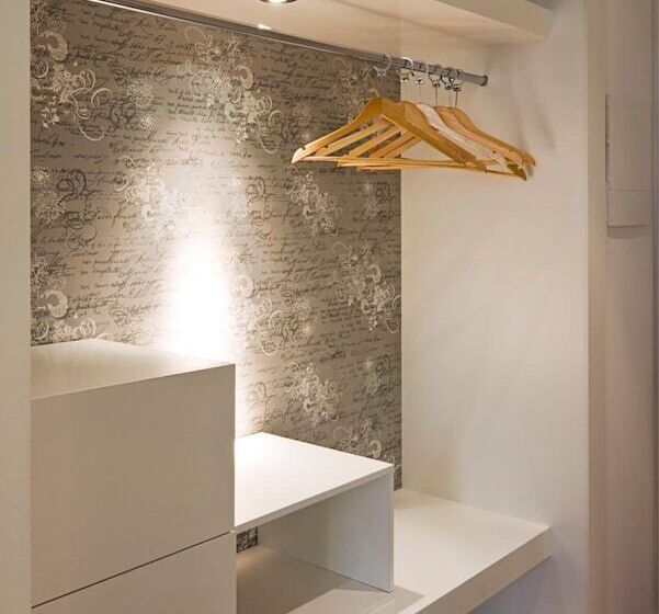 ホテル Yit Via Sevilla Mairena