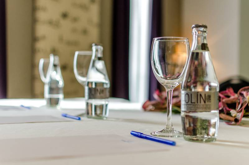 ホテル Yit Via Sevilla Mairena