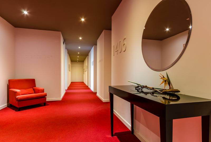 ホテル Yit Via Sevilla Mairena