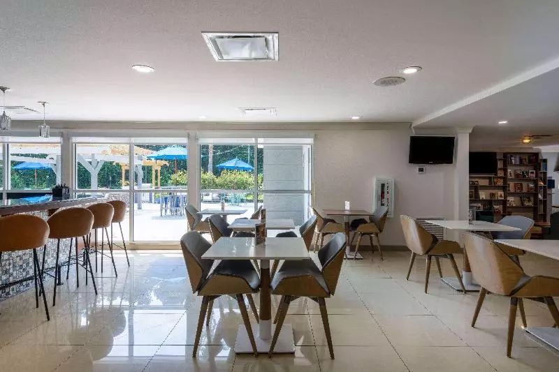 Tryp By Wyndham Tallahassee North I 10 Capital Circle