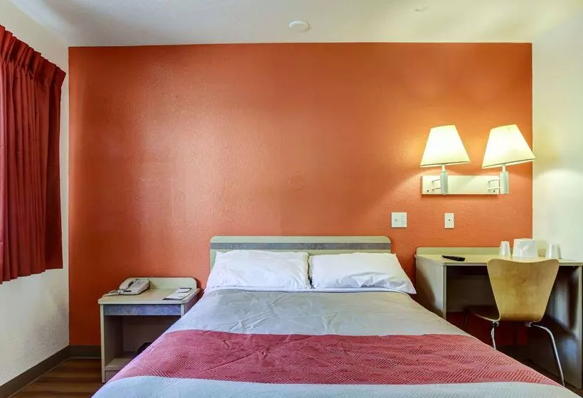 Motel 6 Grants Pass, Or