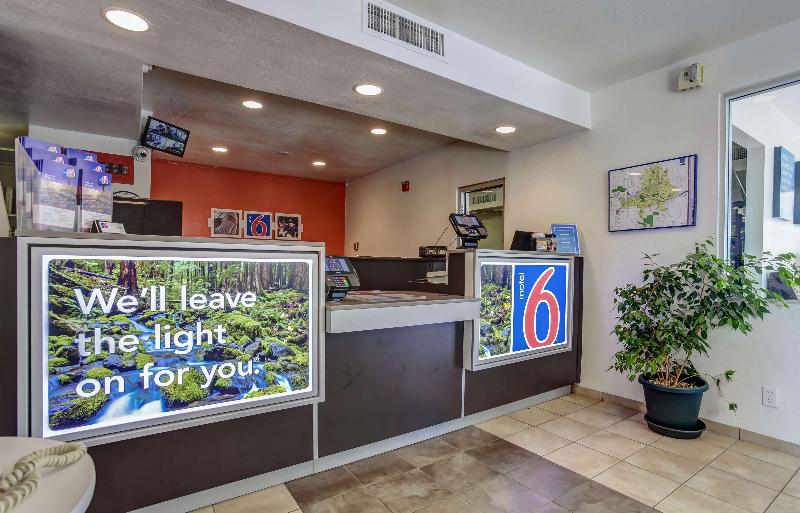 Motel 6 Grants Pass, Or
