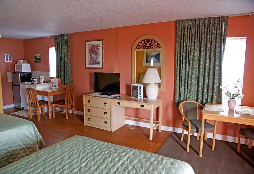 모텔 Beachwalk Inn