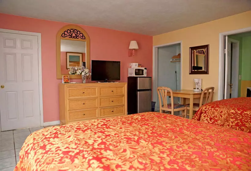 모텔 Beachwalk Inn