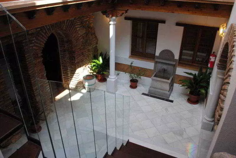 Apartamentos Alhambra