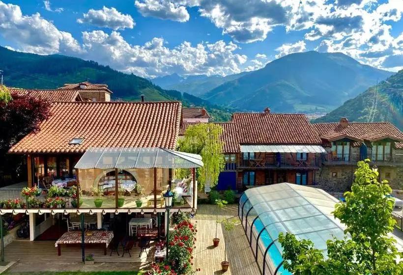 Apartamentos Alquitara