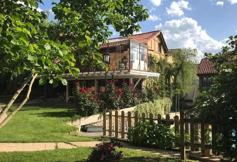 Apartamentos Alquitara