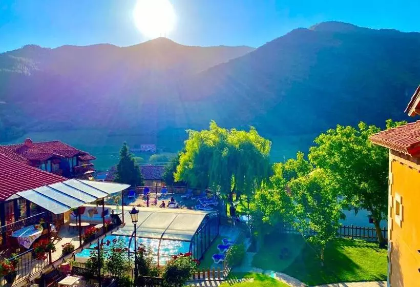 Apartamentos Alquitara