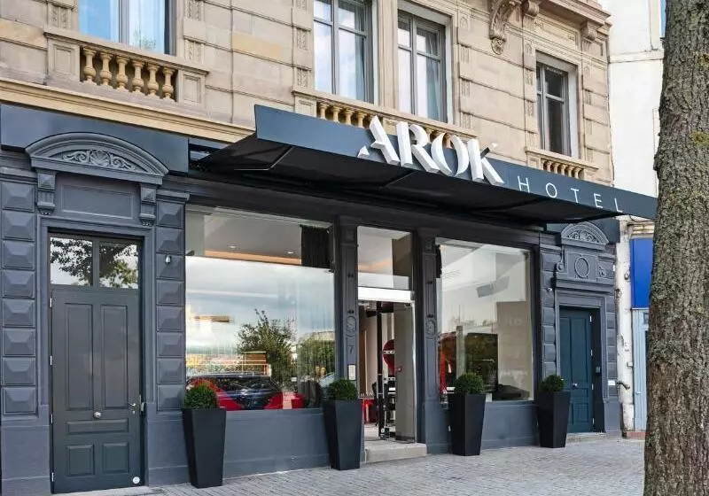Arok Hotel