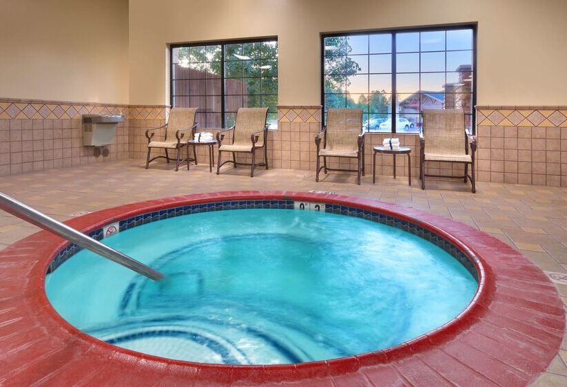 Hampton Inn & Suites Show Low Pinetop