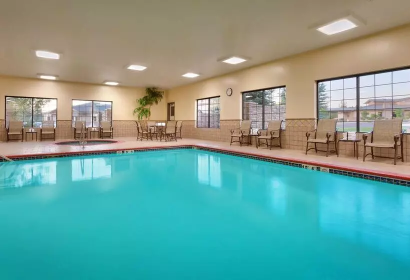 Hampton Inn & Suites Show Low Pinetop