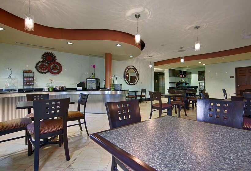 호텔 Best Western Plus Bradenton Gateway