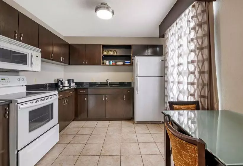 هتل Best Western Plus Bradenton Gateway