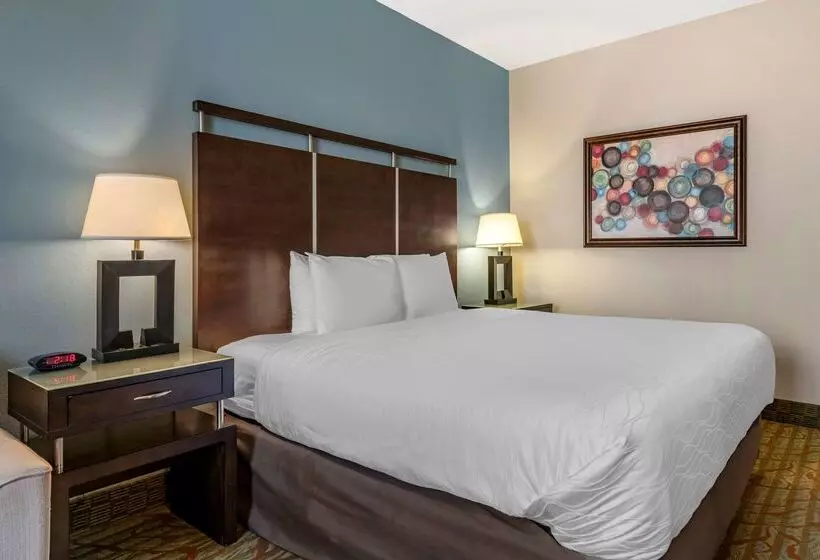 هتل Best Western Plus Bradenton Gateway