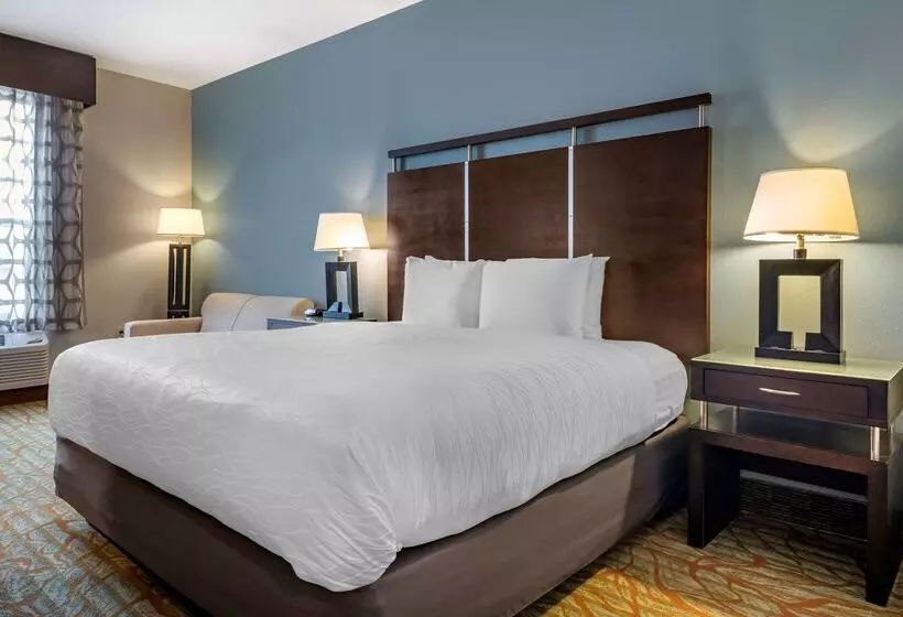 هتل Best Western Plus Bradenton Gateway