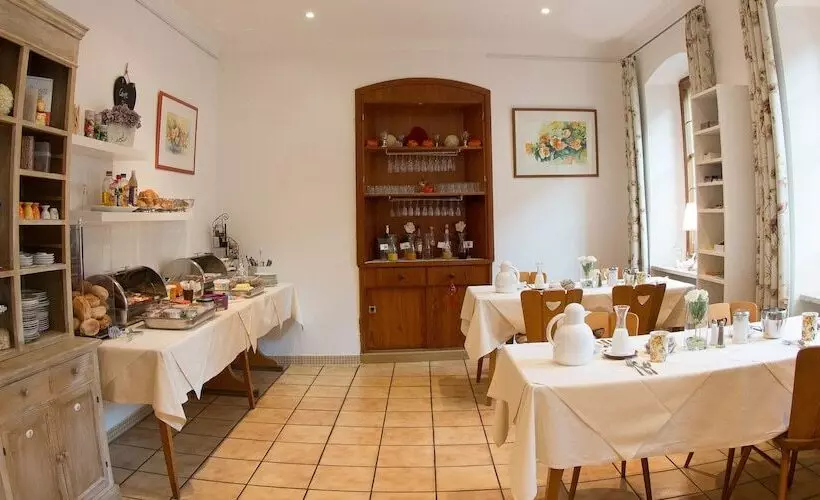 Boutiquehotel Goldene Rose   Self Check In