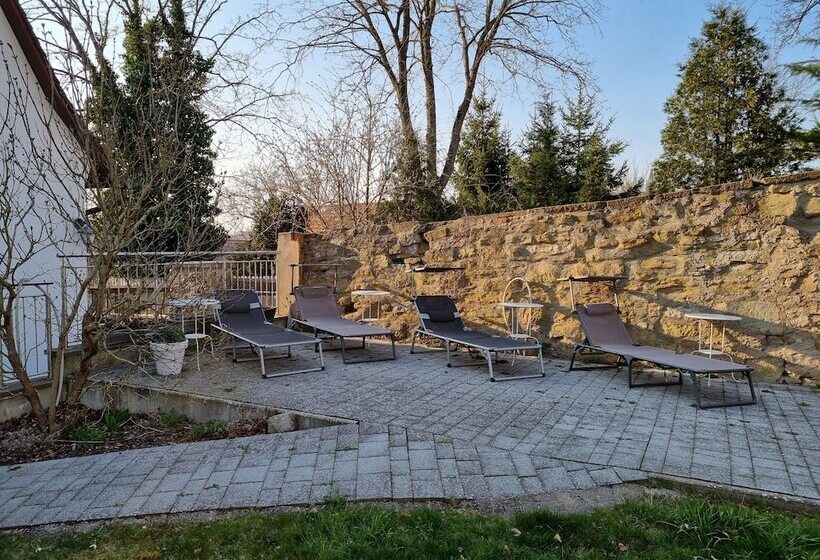 Boutiquehotel Goldene Rose   Self Check In