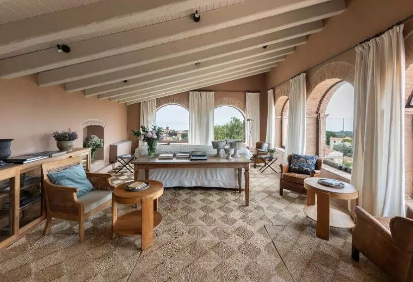 Отель Can Mora De Dalt