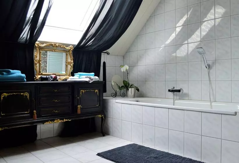 בית מלון כפרי Gästehaus Gebauer