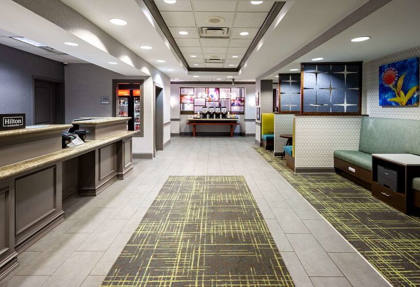 فندق Hampton Inn & Suites Mobile I 65@ Airport Blvd