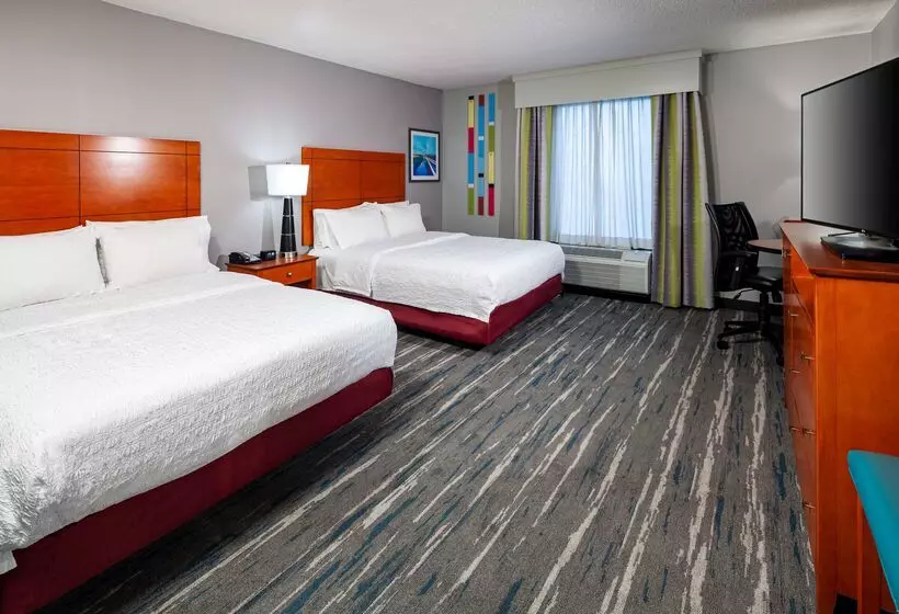 هتل Hampton Inn & Suites Mobile I 65@ Airport Blvd
