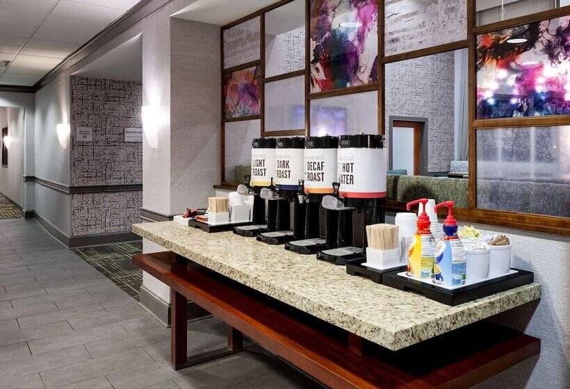 فندق Hampton Inn & Suites Mobile I 65@ Airport Blvd